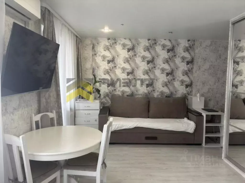 Студия Омская область, Омск ул. Леонида Маслова, 8 (36.0 м) - Фото 2