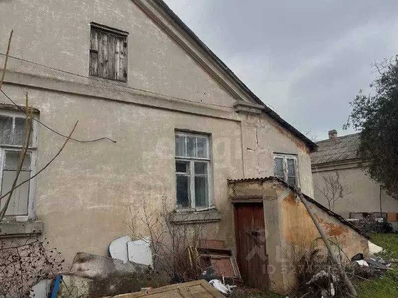 Дом в Крым, Евпатория ул. Имени Белогубца, 29 (109 м) - Фото 1