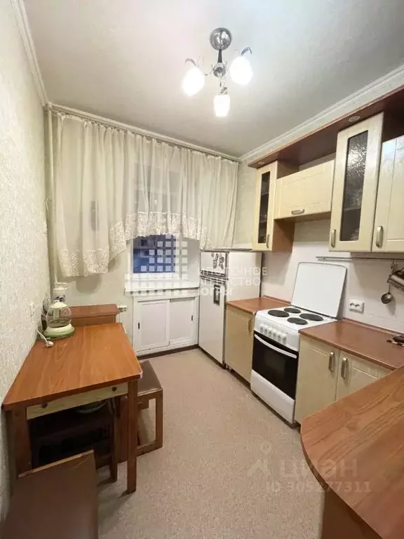 2-к кв. Ханты-Мансийский АО, Нижневартовск Интернациональная ул., 10А ... - Фото 0