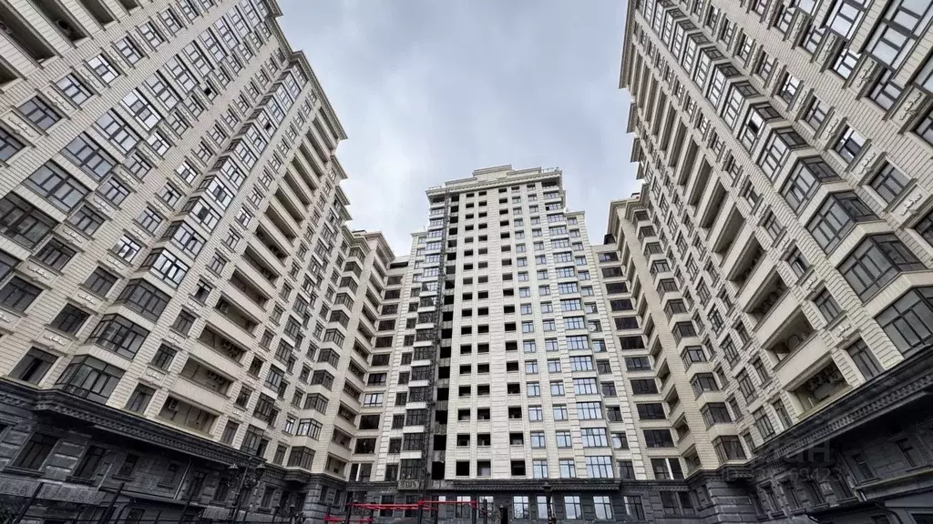 4-к кв. Дагестан, Махачкала просп. Гамидова, 2к3 (171.0 м) - Фото 1