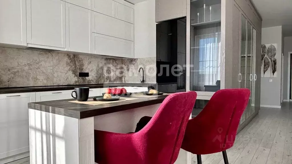 3-к кв. Челябинская область, Челябинск ул. Героя России А.В. Яковлева, ... - Фото 1