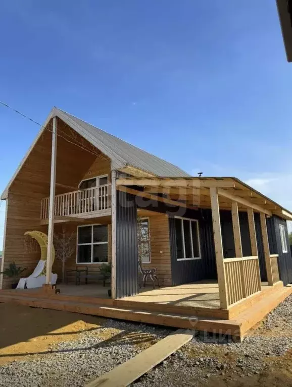 Дом в Саха (Якутия), Якутск ул. Журавлиная, 63 (55 м) - Фото 1