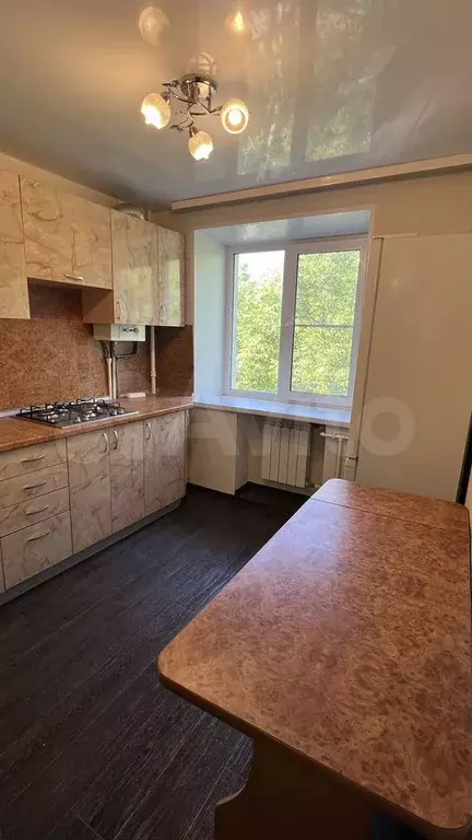 1-к. квартира, 32 м, 4/5 эт. - Фото 0