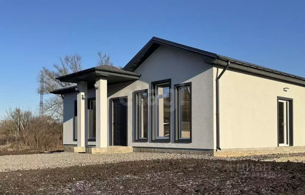 Дом в Белгородская область, Белгородский район, Пушкарское с/пос, с. ... - Фото 1