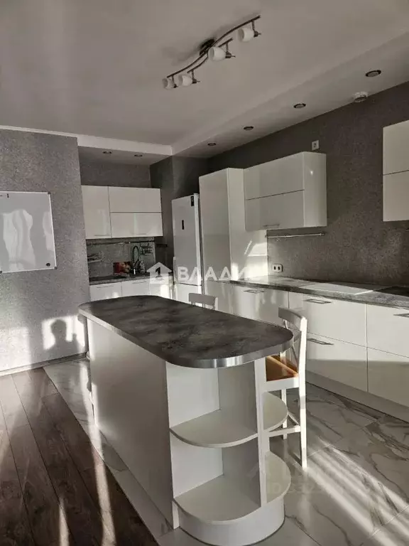 2-к кв. Московская область, Королев Пионерская ул., 13к3 (86.3 м) - Фото 2