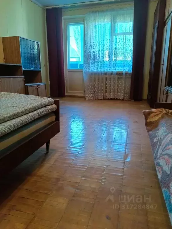 1-к кв. Саратовская область, Саратов Белоглинская ул., 75/81 (35.0 м) - Фото 0