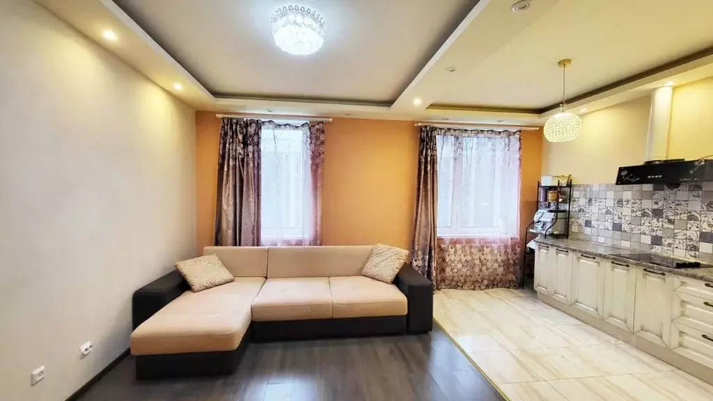 3-к кв. Санкт-Петербург ул. Адмирала Трибуца, 8 (74.0 м) - Фото 2