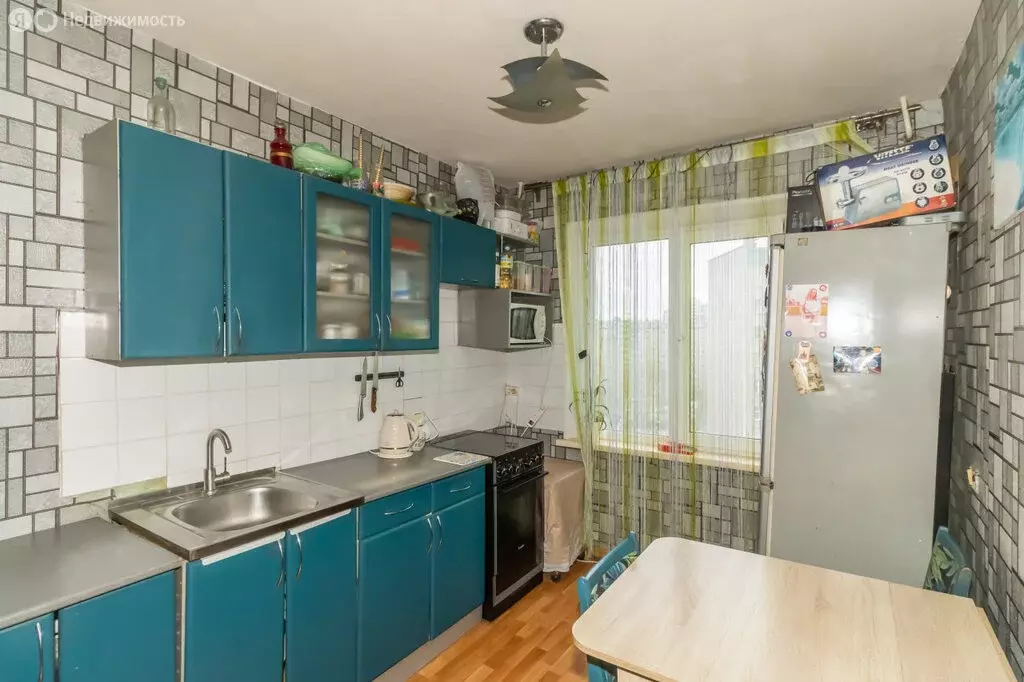 3-комнатная квартира: Челябинск, улица 40-летия Победы, 40 (64.4 м) - Фото 2