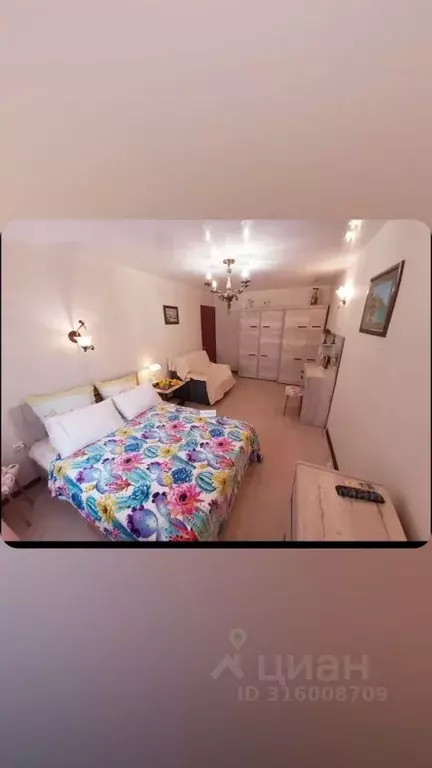 1-к кв. Крым, Феодосия ул. Куйбышева, 57 (36.0 м) - Фото 1