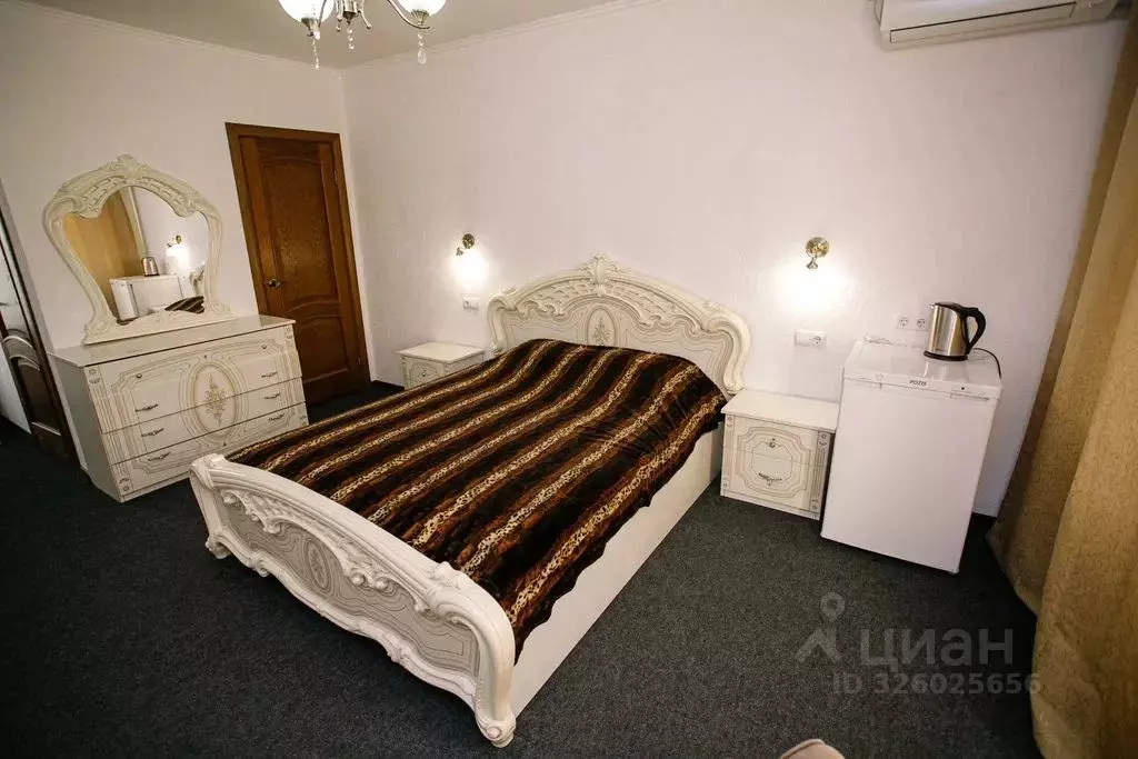 Комната Крым, Керчь ул. Галины Петровой, 9 - Фото 1