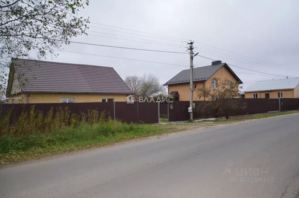 Дом в Владимирская область, Владимир д. Уварово, ул. Центральная, 36Б ... - Фото 1
