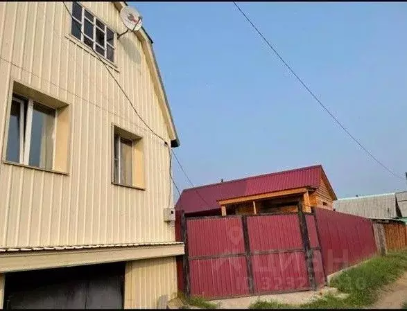 Дом в Бурятия, Тарбагатайский район, Саянтуйское с/пос, с. Нижний ... - Фото 1