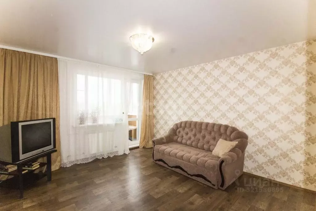 4-к кв. Свердловская область, Нижний Тагил Гвардейская ул., 19 (57.8 ... - Фото 1