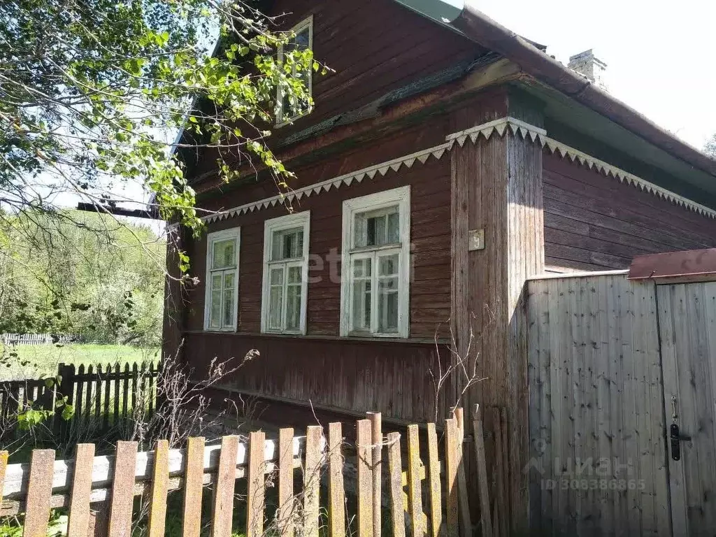 Дом в Новгородская область, Боровичский район, Волокское с/пос, д. ... - Фото 0