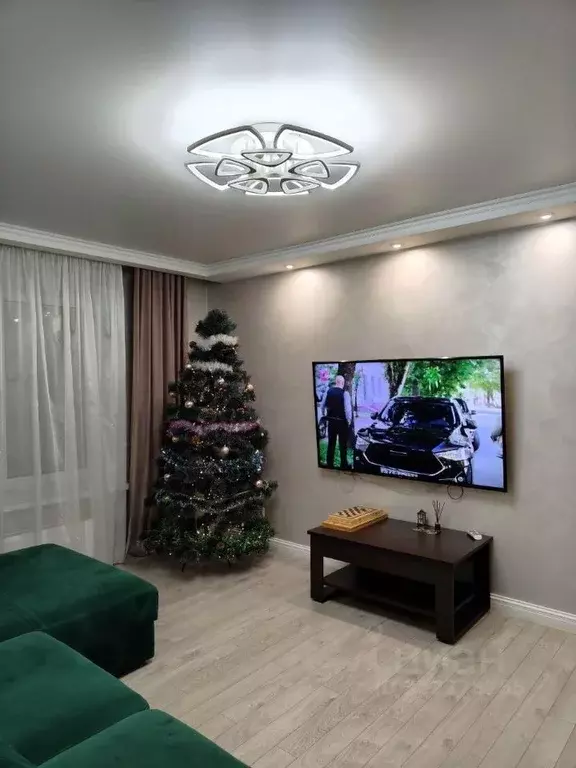 3-к кв. Татарстан, Казань ул. Азата Аббасова, 8 (100.0 м) - Фото 1