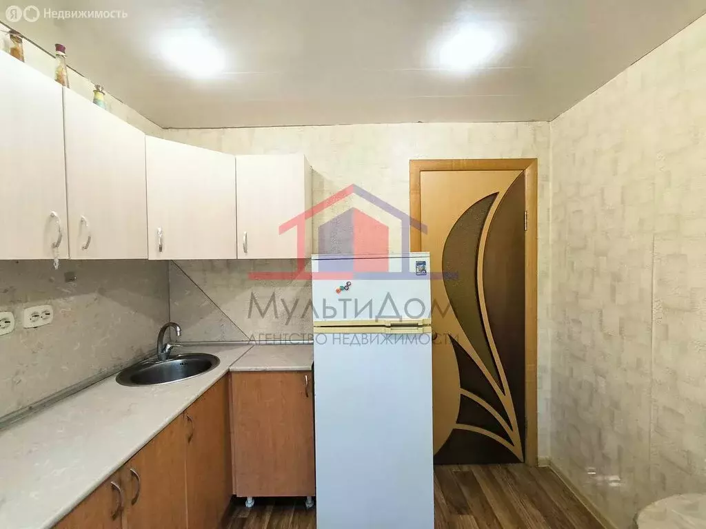 1-комнатная квартира: Губкин, Октябрьская улица, 22 (30.1 м) - Фото 1