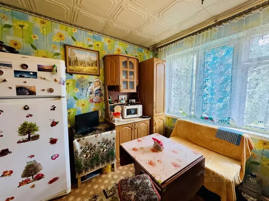 1-к кв. Ленинградская область, Луга просп. Кирова, 29 (35.5 м) - Фото 2