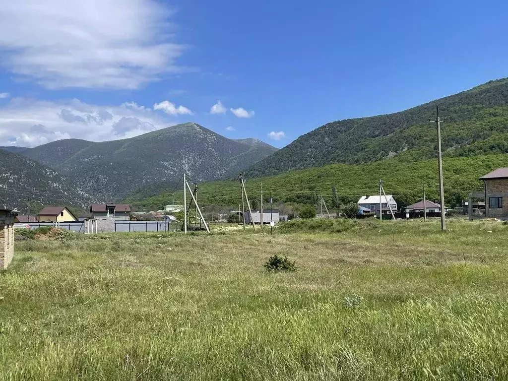 Участок в Севастополь с. Родниковское, ул. Менгирская (5.0 сот.) - Фото 0