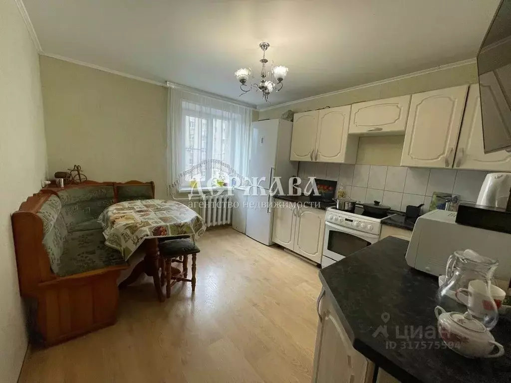 3-к кв. Белгородская область, Старый Оскол бул. Дружбы, 4 (53.0 м) - Фото 0