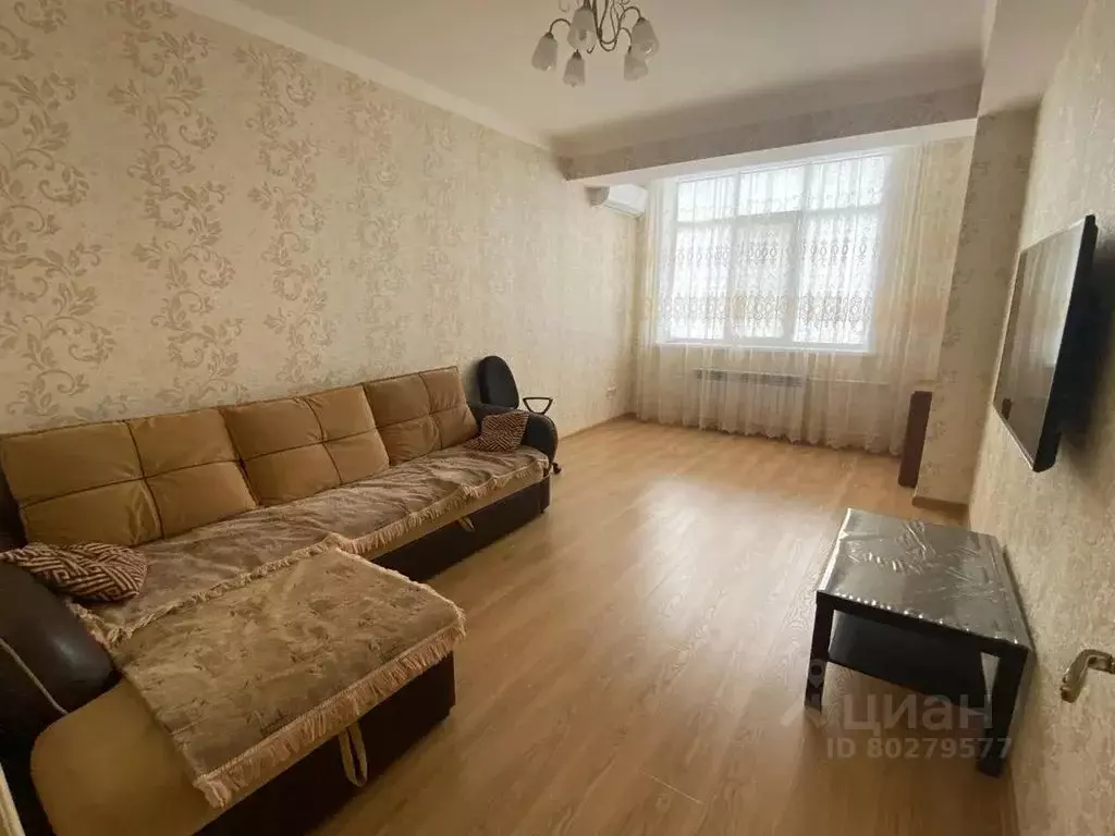 2-к кв. Дагестан, Каспийск ул. Ленина, 54А (47.0 м) - Фото 0