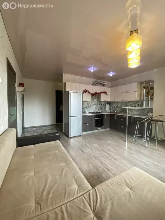 2-комнатная квартира: Чебаркуль, улица Энгельса, 52 (41.2 м) - Фото 1