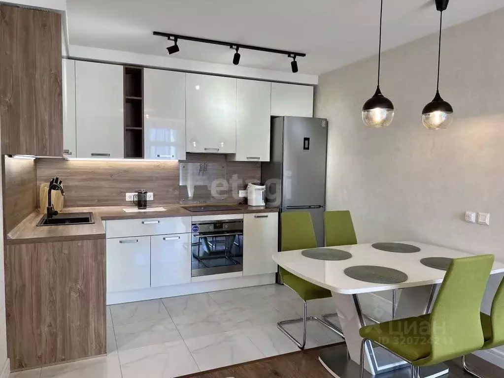 2-к кв. Свердловская область, Екатеринбург ул. Московская, 194 (68.5 ... - Фото 0