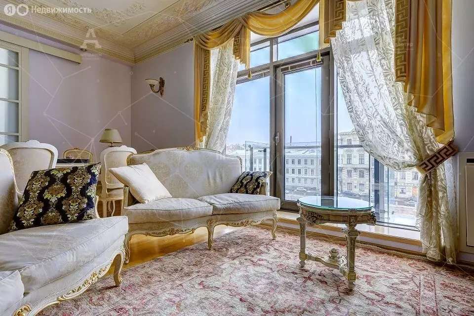 4-комнатная квартира: Санкт-Петербург, набережная реки Фонтанки, 1 ... - Фото 0