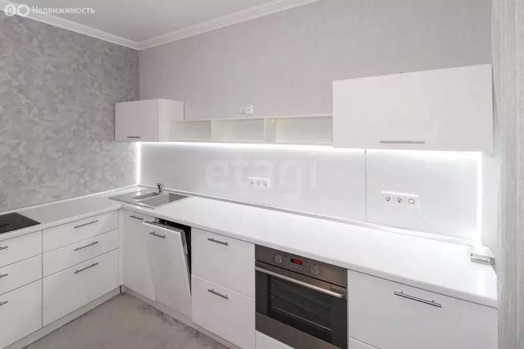 3-комнатная квартира: Тюмень, Ямская улица, 86 (88.5 м) - Фото 2