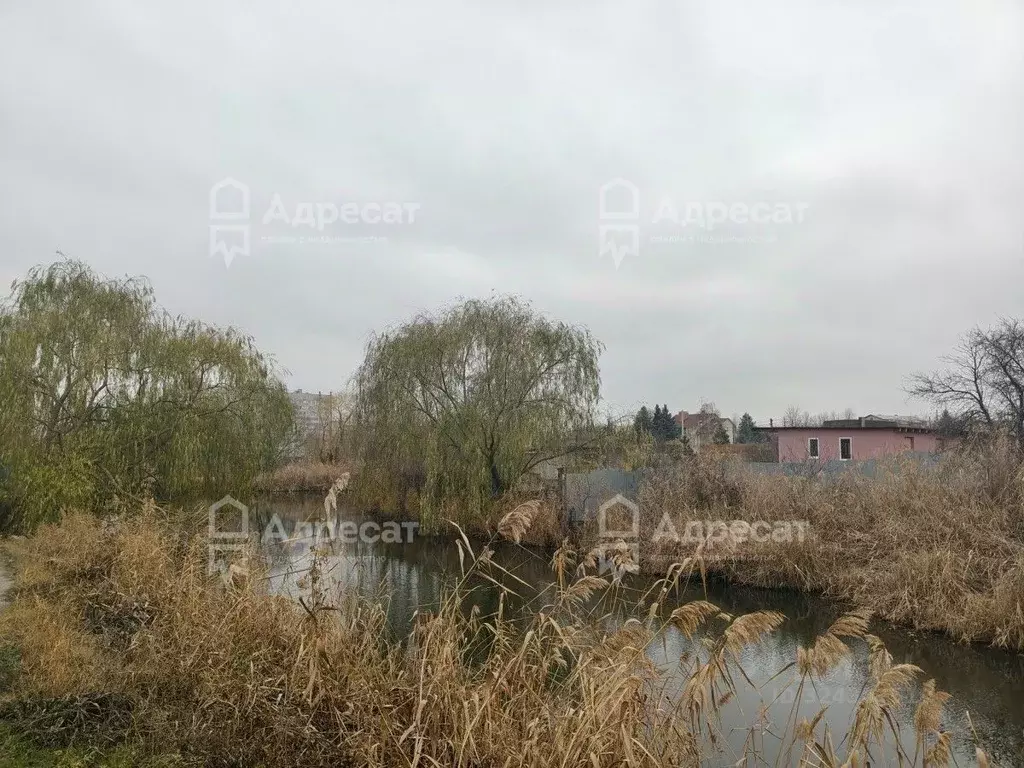 Участок в Волгоградская область, Волгоград Родниковая ул. (6.73 сот.) - Фото 1