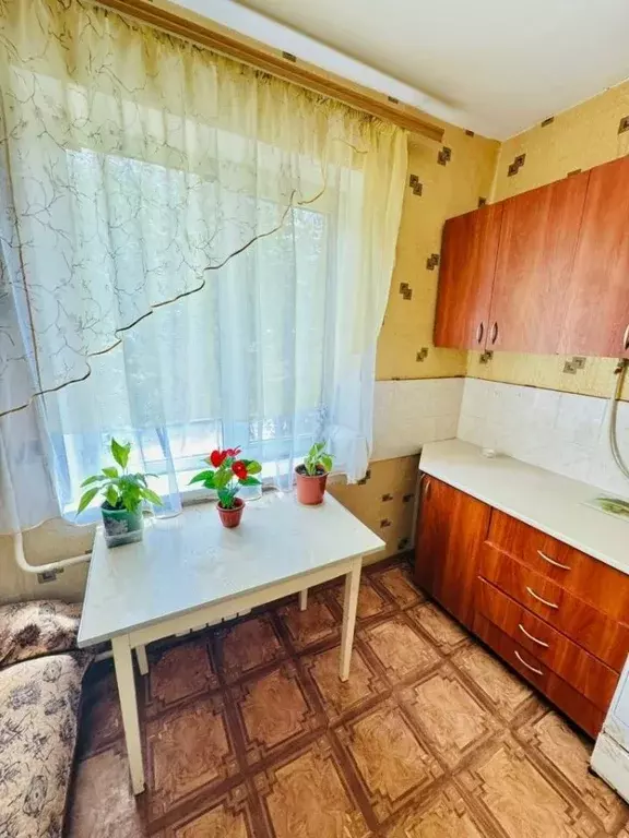 1-к кв. Крым, Симферополь просп. Победы, 62 (32.9 м) - Фото 2