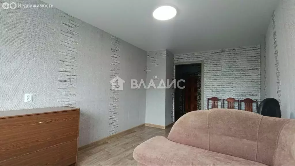 2-комнатная квартира: Ковров, улица Фурманова, 27 (42 м) - Фото 1