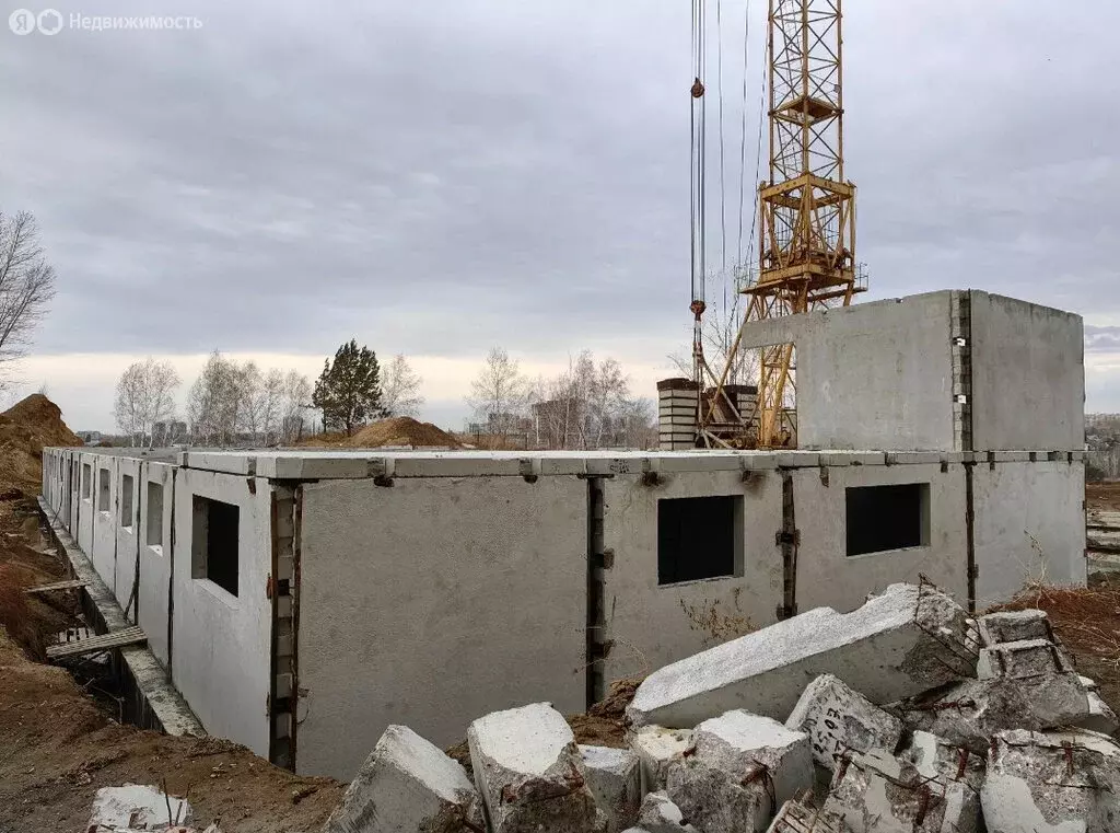 3-комнатная квартира: Новосибирск, улица В. Высоцкого, 140/1 (87 м) - Фото 0