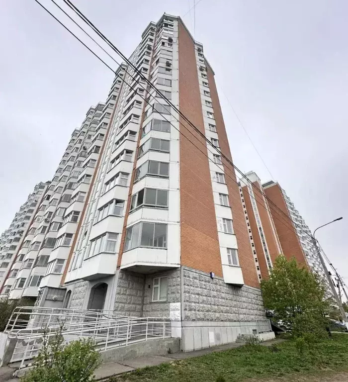 Продается 2-комнатная квартира - Фото 1