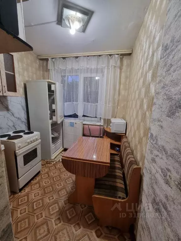 2-к кв. Иркутская область, Иркутск Байкальская ул., 233 (46.0 м) - Фото 1