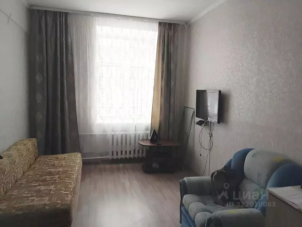 Комната Омская область, Омск пос. Чкаловский, ул. Пархоменко, 5 - Фото 1