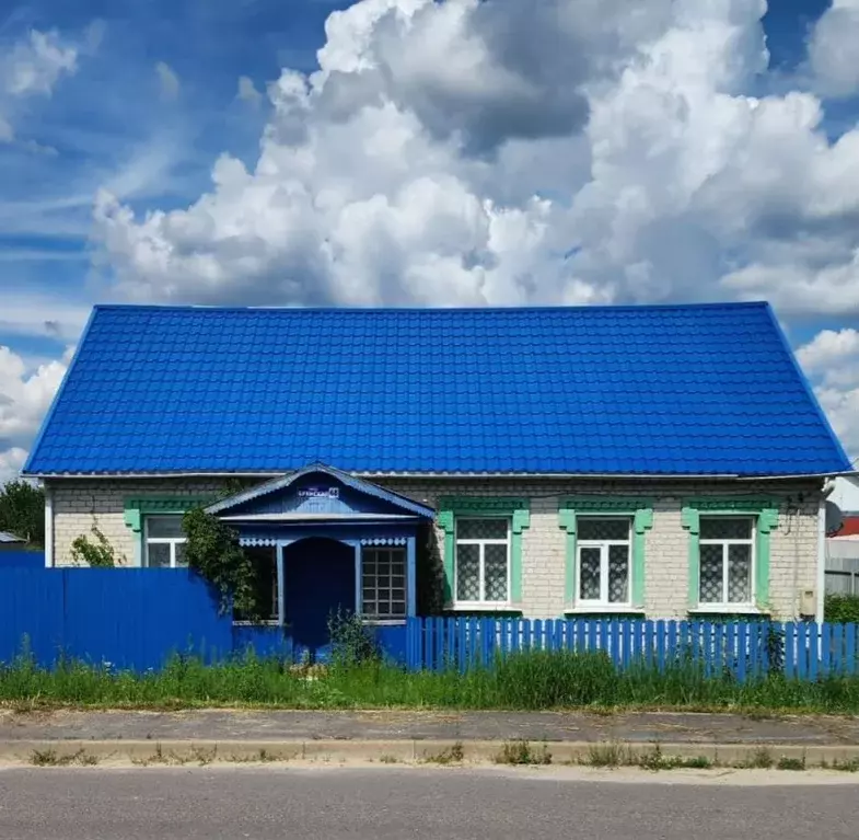 Дом в Брянская область, Брянский район, Новодарковичское с/пос, д. ... - Фото 1