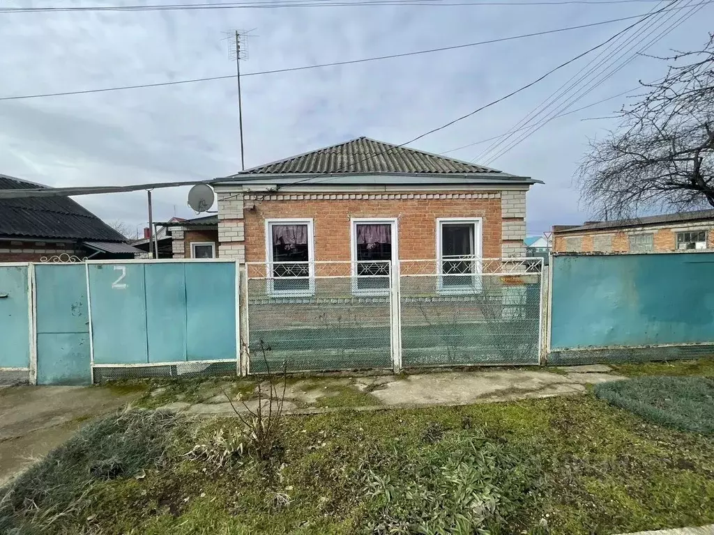 Дом в Краснодарский край, Лабинск ул. Чернышевского, 2 (70 м) - Фото 2