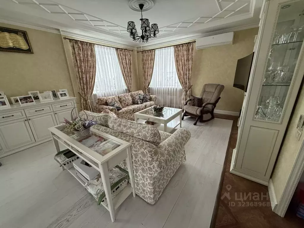 Дом в Оренбургская область, Оренбург Гребенская ул., 86 (206 м) - Фото 2