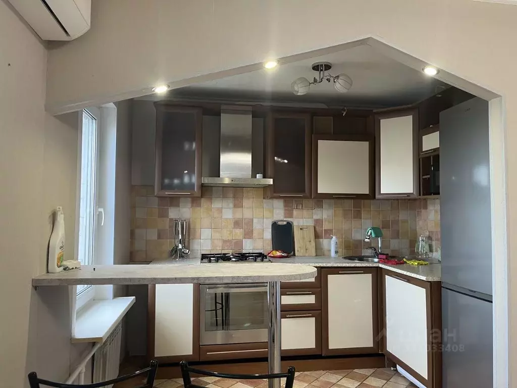 2-к кв. Татарстан, Нижнекамск просп. Химиков, 82А (48.0 м) - Фото 1