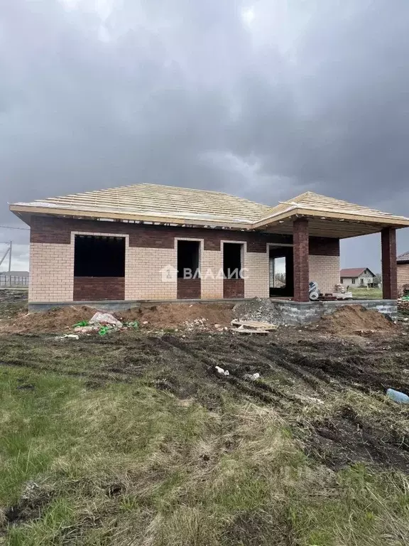 Дом в Белгородская область, Строитель Яковлевский городской округ, ул. ... - Фото 1
