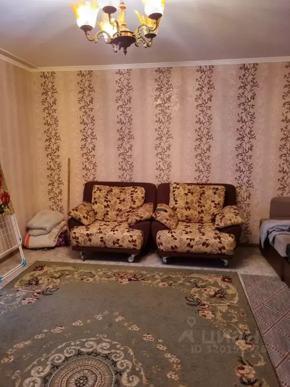 1-к кв. Иркутская область, Усть-Илимск ул. Энгельса, 3 (35.0 м) - Фото 0