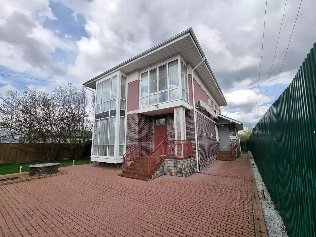 Коттедж в Московская область, Красногорск городской округ, д. ... - Фото 1