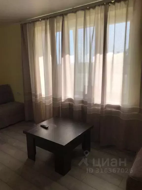 1-к кв. Крым, Евпатория городской округ, Мирный пгт ул. Сырникова, 22 ... - Фото 1