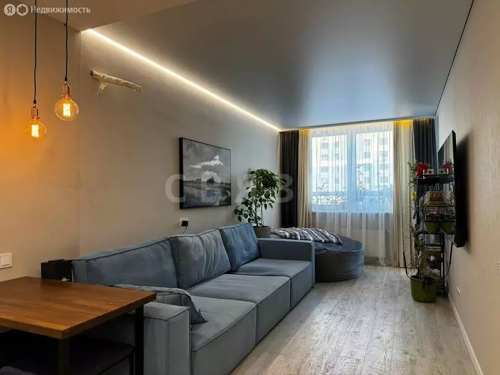 2-комнатная квартира: Тюмень, улица Газовиков, 73 (63.9 м) - Фото 1