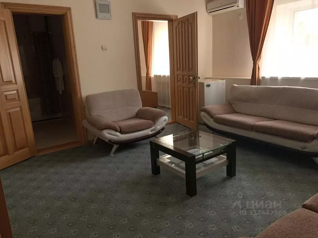 Комната Приморский край, Пограничный пгт ул. Орлова, 7 (25.0 м) - Фото 1