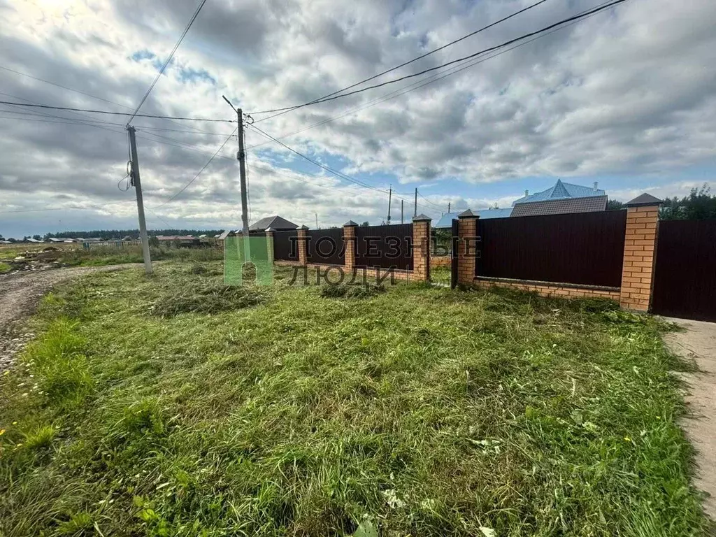 Участок в Башкортостан, Уфа городской округ, д. Самохваловка ул. ... - Фото 0