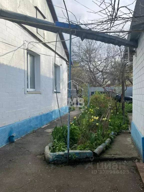 Дом в Ставропольский край, Минеральные Воды Локомотивная ул. (34 м) - Фото 1