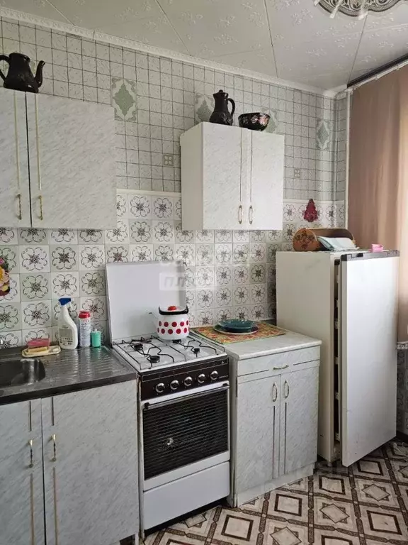 2-к кв. Брянская область, Брянск ул. Ромашина, 27 (52.4 м) - Фото 0