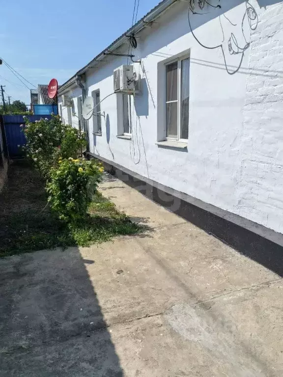 3-к кв. Краснодарский край, Темрюк ул. Гагарина (43.0 м) - Фото 1