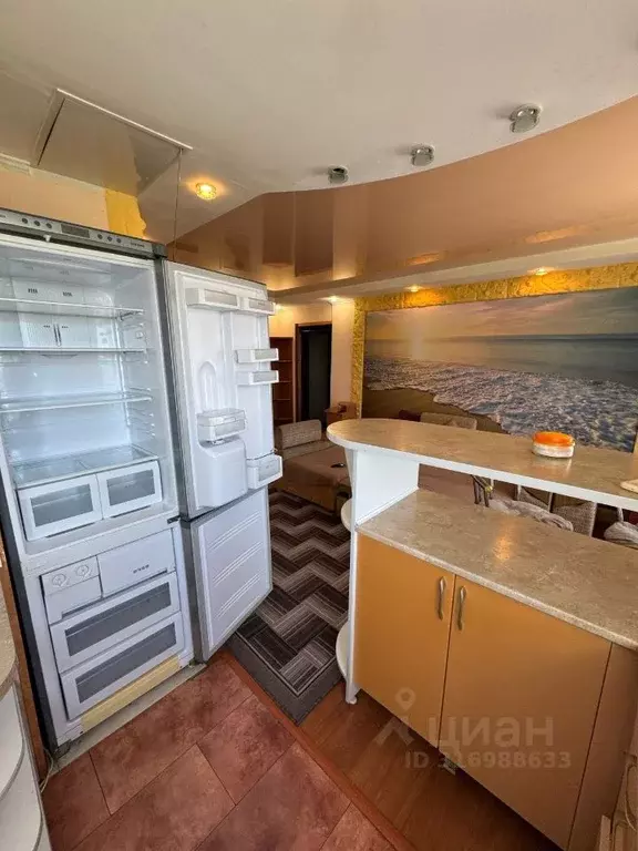 3-к кв. Крым, Симферополь ул. Лизы Чайкиной, 44 (60.0 м) - Фото 1